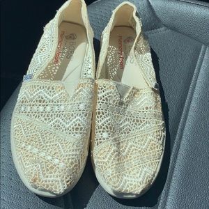 GUC - Bob’s slip ons